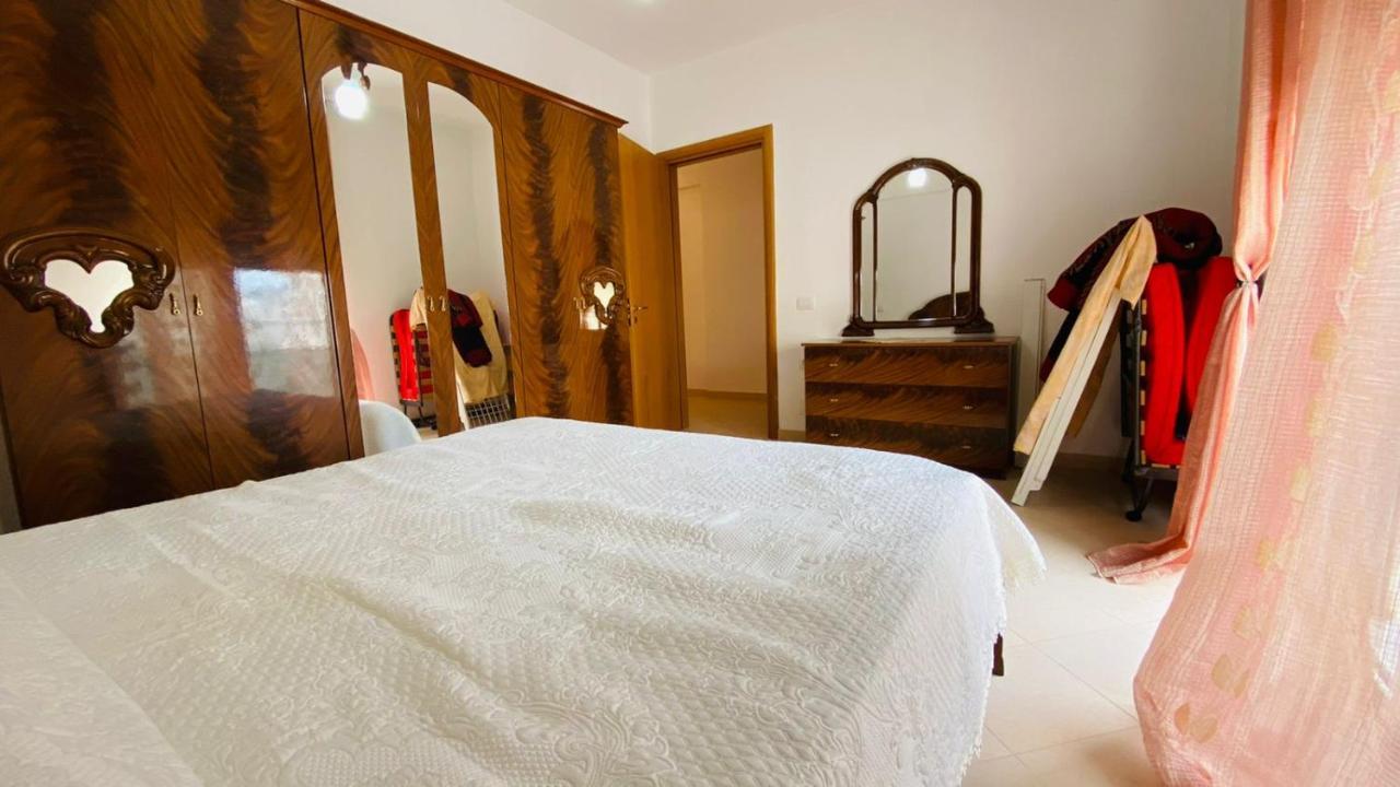 Aria Apartment'S Vlorë Екстериор снимка